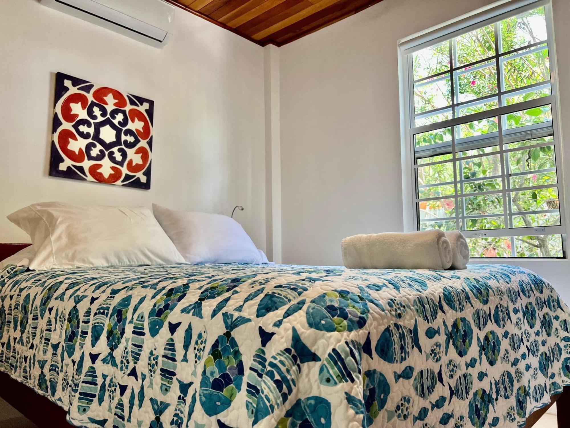 Sandy'S Secret Caye Caulker Bagian luar foto